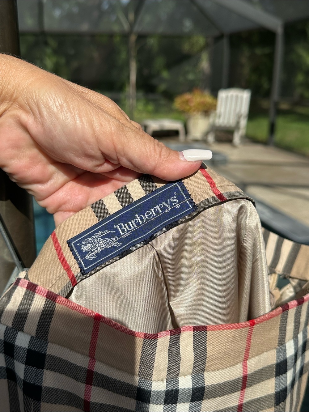 Burberry Nova Check Skirt - Wool - 28” Waist VINTAGE RARE SM / Size 6 EXCELLENT - Picture 2 of 13